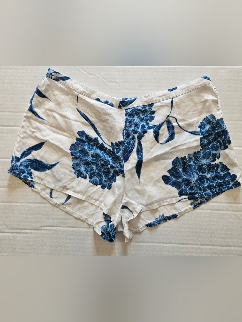 La Perla Cream Shorts with Blue Floral Print